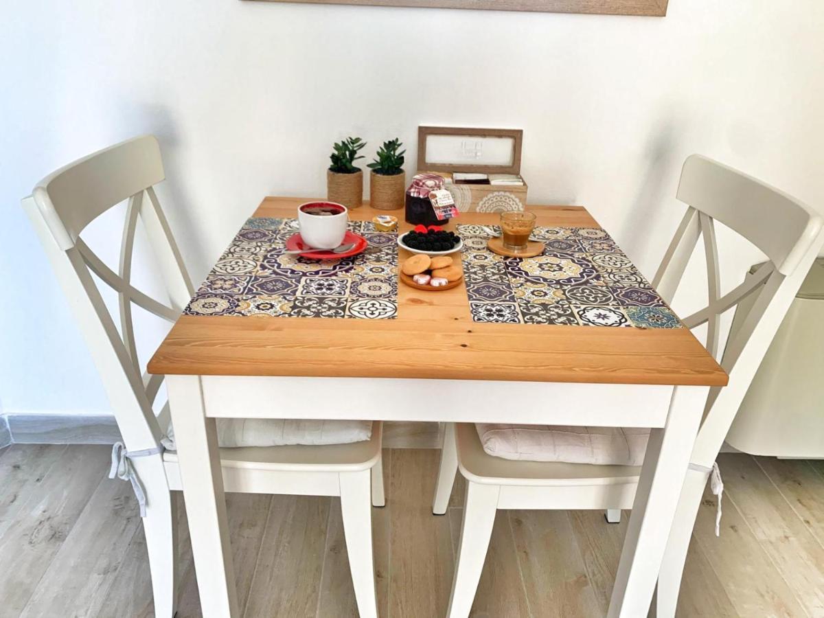 Grazia'S Apartment Sassari Bagian luar foto